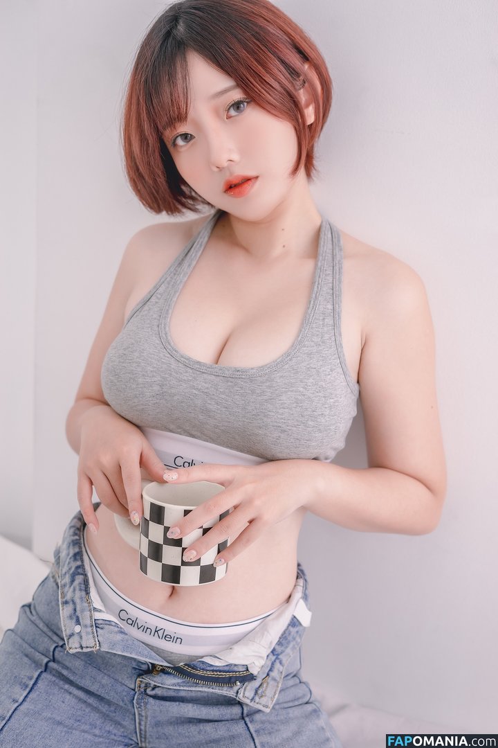 Messie Huang / Messie 黄 Cosplay / messiecosplay Nude OnlyFans  Leaked Photo #29