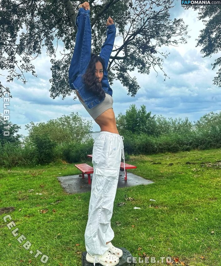 Mhyochi / https: / mhyochi.png Nude OnlyFans  Leaked Photo #47