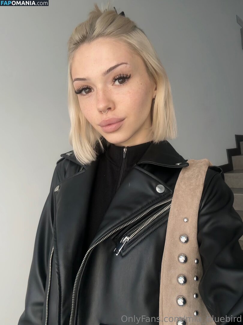 _iam_bluebird_ / mia_bluebird Nude OnlyFans  Leaked Photo #1