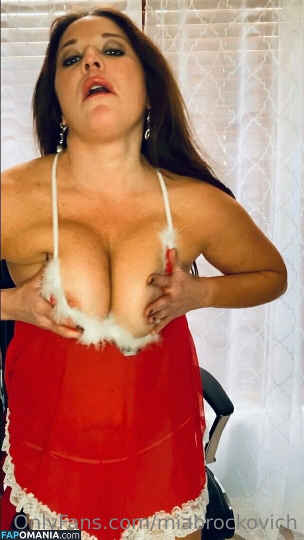 Mia Brockovich / Miabrockovich / miabracanovich Nude OnlyFans  Leaked Photo #4