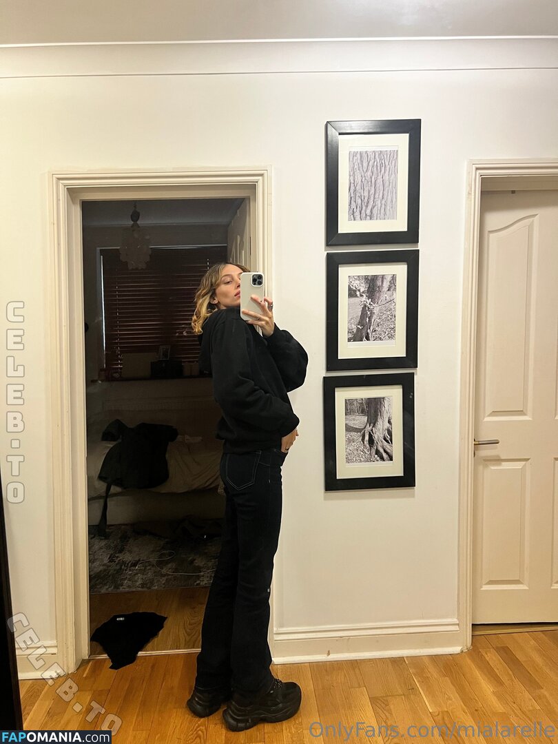 Mia C. Bell  / miacbell / mialarelle Nude OnlyFans  Leaked Photo #14