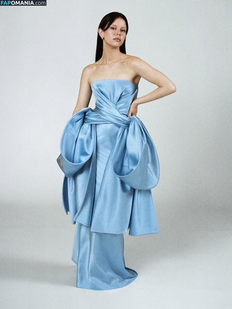 Mia Goth / goth.mia / officalmiagoth Nude OnlyFans  Leaked Photo #126