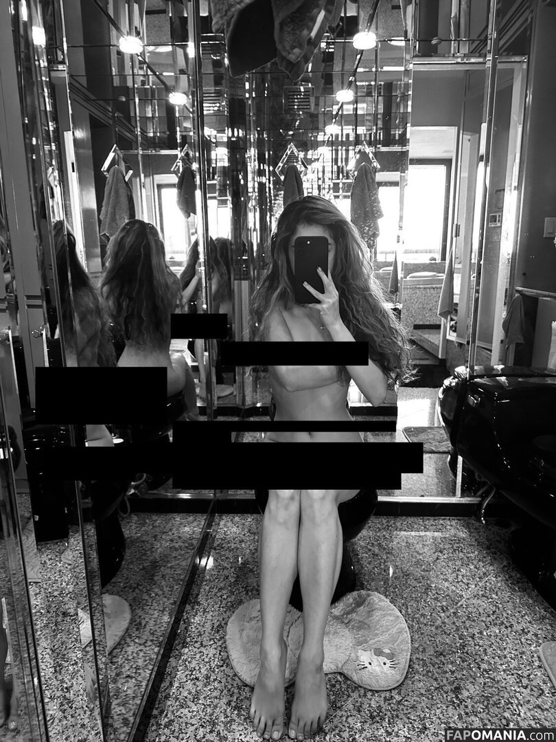 Mia Kerin / miakerin Nude OnlyFans  Leaked Photo #137
