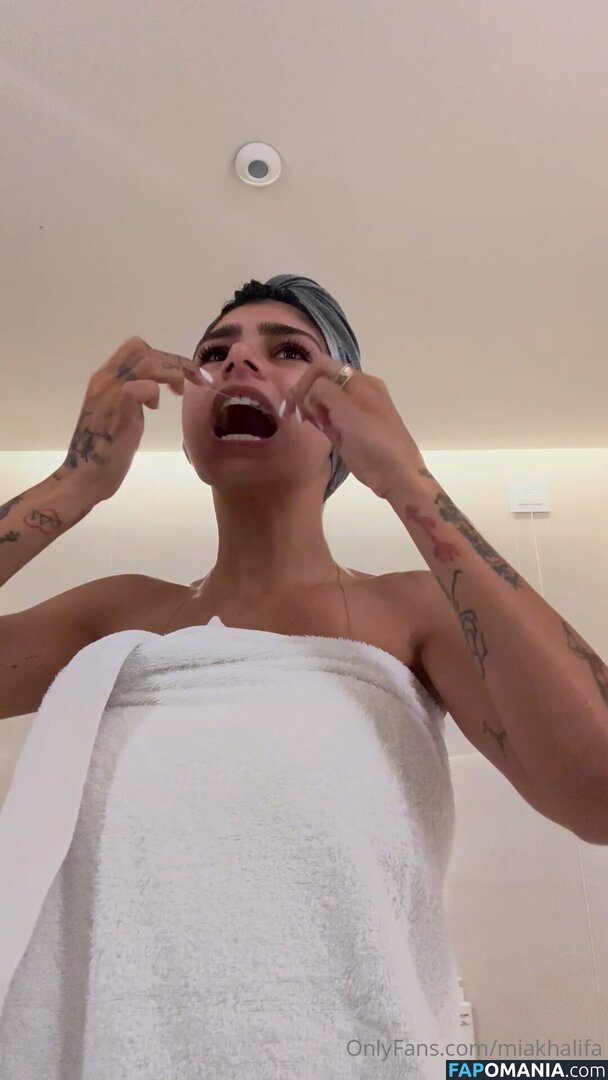Mia Khalifa / miakhalifa Nude OnlyFans  Leaked Photo #88