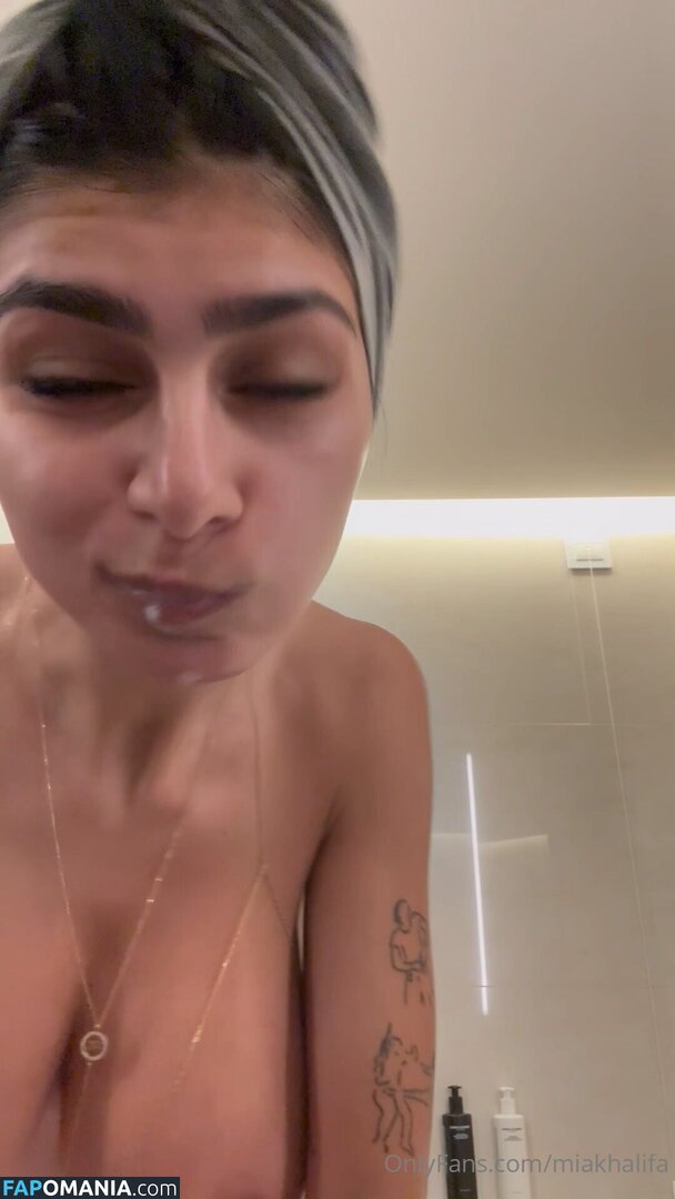 Mia Khalifa / miakhalifa Nude OnlyFans  Leaked Photo #90