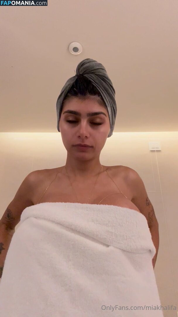Mia Khalifa / miakhalifa Nude OnlyFans  Leaked Photo #91