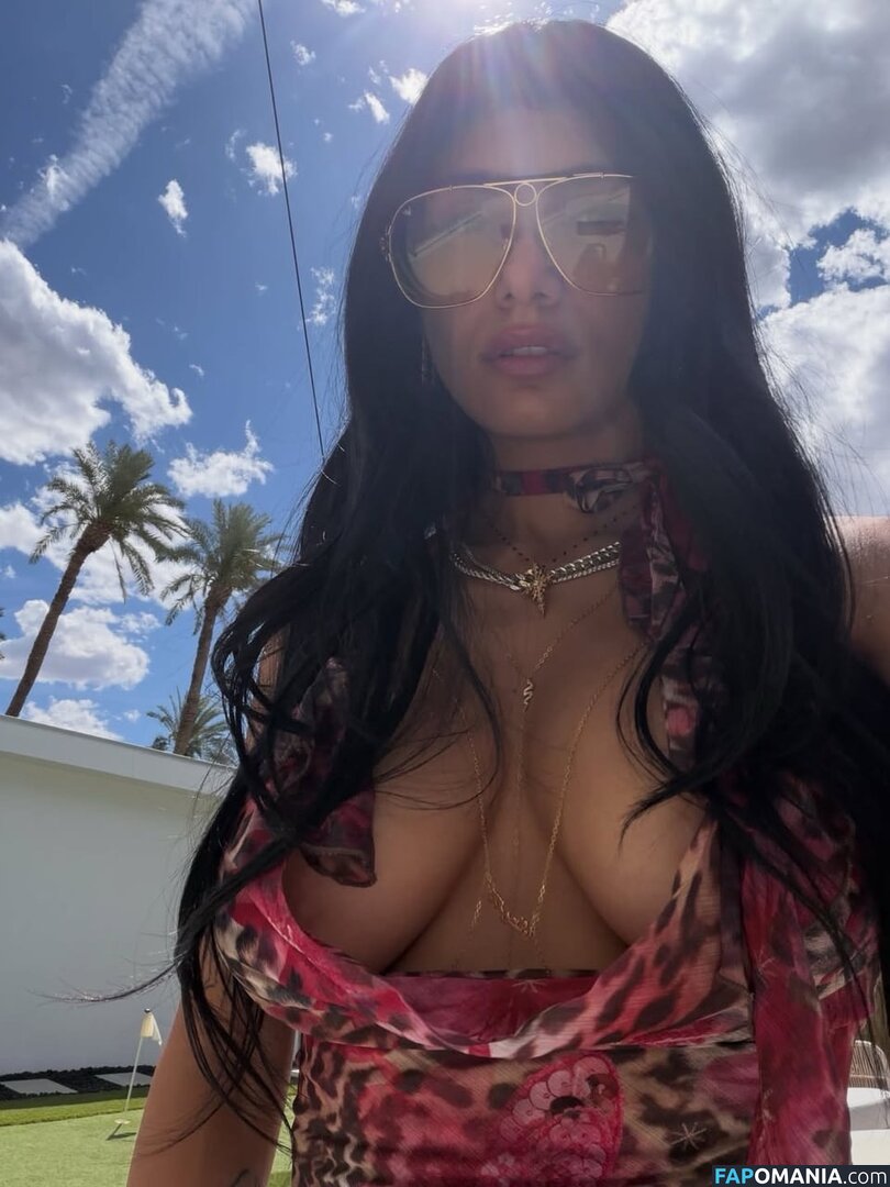 Mia Khalifa / https: / miakhalifa Nude OnlyFans  Leaked Photo #110