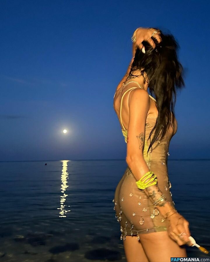 Mia Khalifa / miakhalifa Nude OnlyFans  Leaked Photo #42
