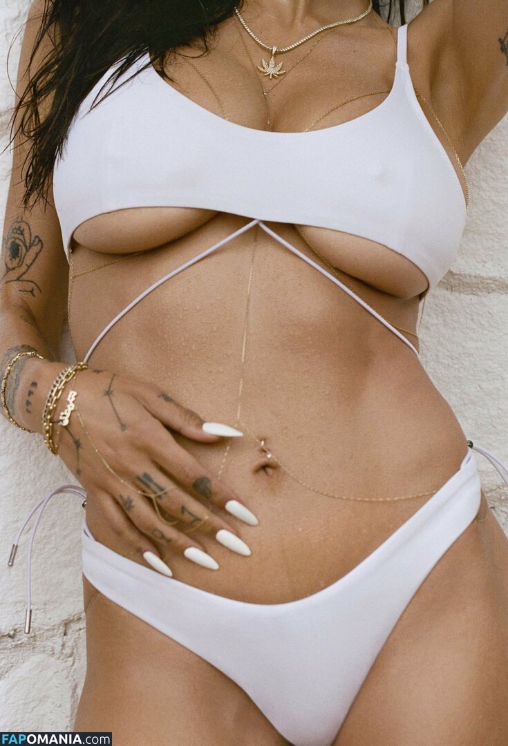 Mia Khalifa / miakhalifa Nude OnlyFans  Leaked Photo #1047
