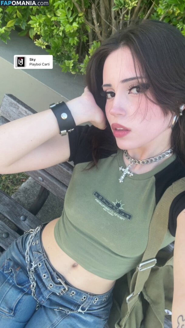 Mia Rodriguez / mia.rodriguez.z.z / miaaarodriguezzz / miarodriguezfeet Nude OnlyFans  Leaked Photo #32