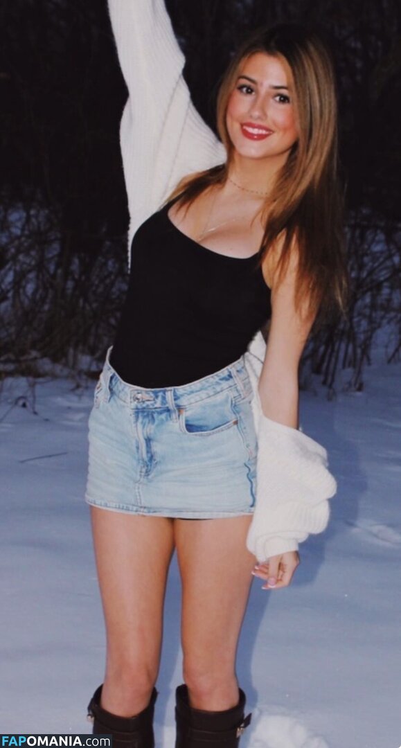 Mia Volpi / mia.volpi / miavolpii Nude OnlyFans  Leaked Photo #8