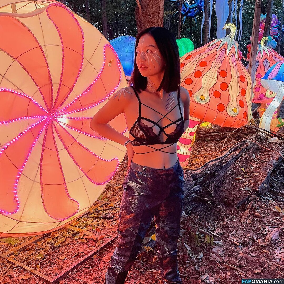 Michaela Zee / michaelazee / sheismichaela Nude OnlyFans  Leaked Photo #8