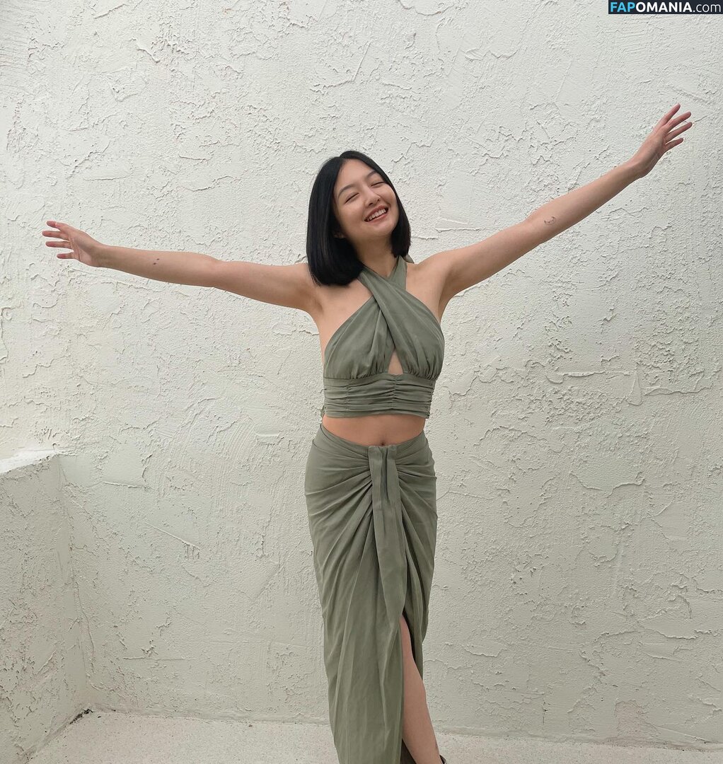 Michaela Zee / michaelazee / sheismichaela Nude OnlyFans  Leaked Photo #12