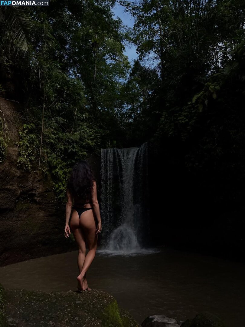 Michelle Andrade / https: / mish_andrade / mishvirmish Nude OnlyFans  Leaked Photo #16