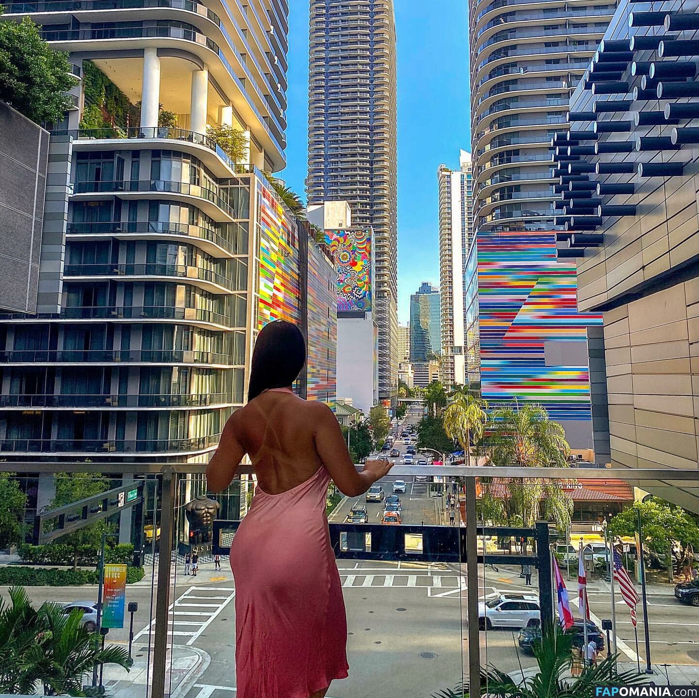 Michelle Benitez / michelle.beniteztv Nude OnlyFans  Leaked Photo #26