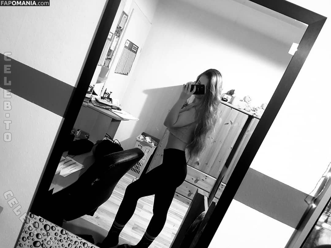 Michelle Hansen / u218470855 Nude OnlyFans  Leaked Photo #11