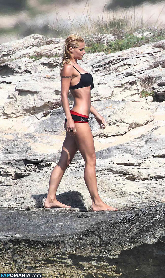 Michelle Hunziker / https: / m_hunziker / therealhunzigram Nude OnlyFans  Leaked Photo #397