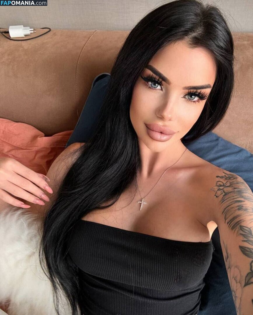 michelle6_9 / michelle_6.9 Nude OnlyFans  Leaked Photo #1