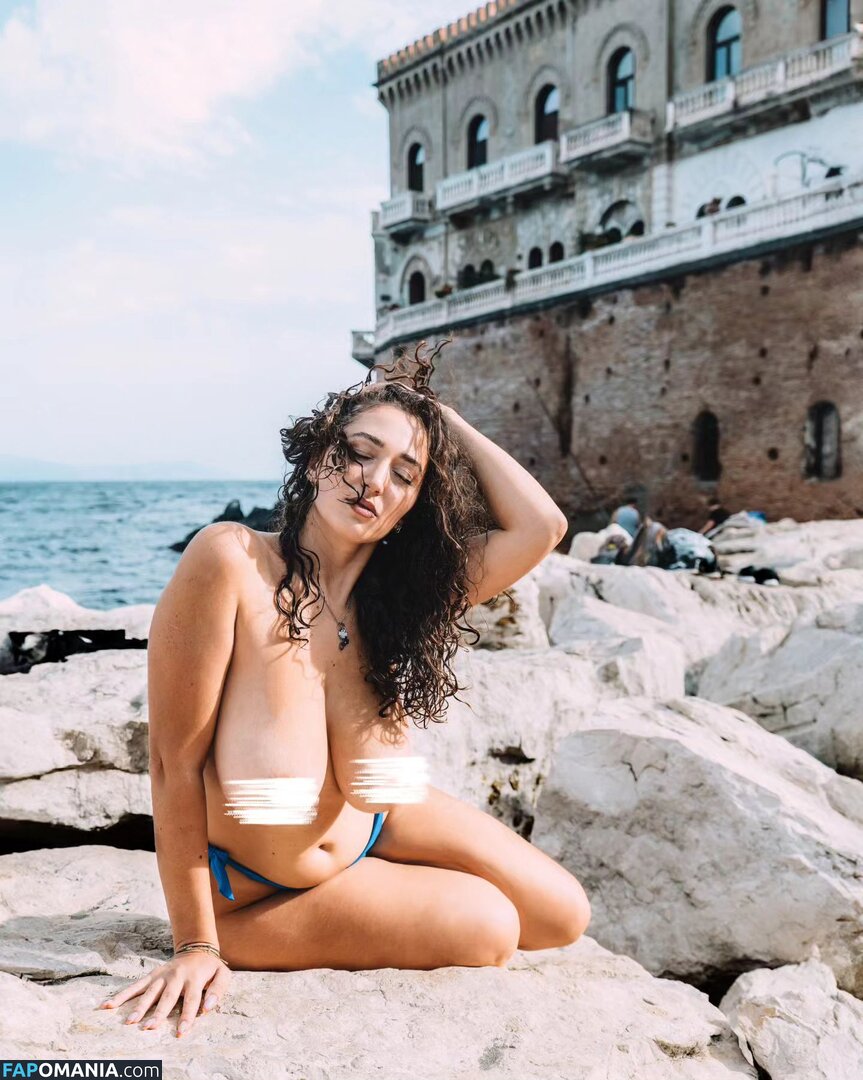 Micol Quirino / micolquirino_ / rometonaples Nude OnlyFans  Leaked Photo #2
