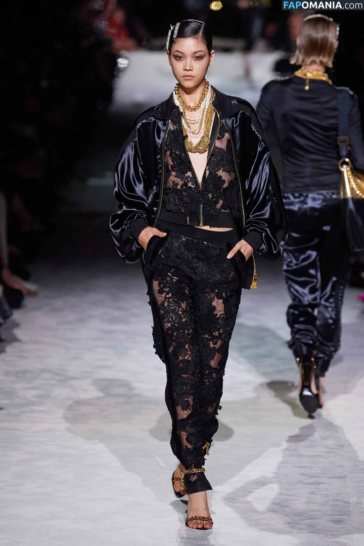 Mika Schneider / mikaschndr Nude OnlyFans  Leaked Photo #7