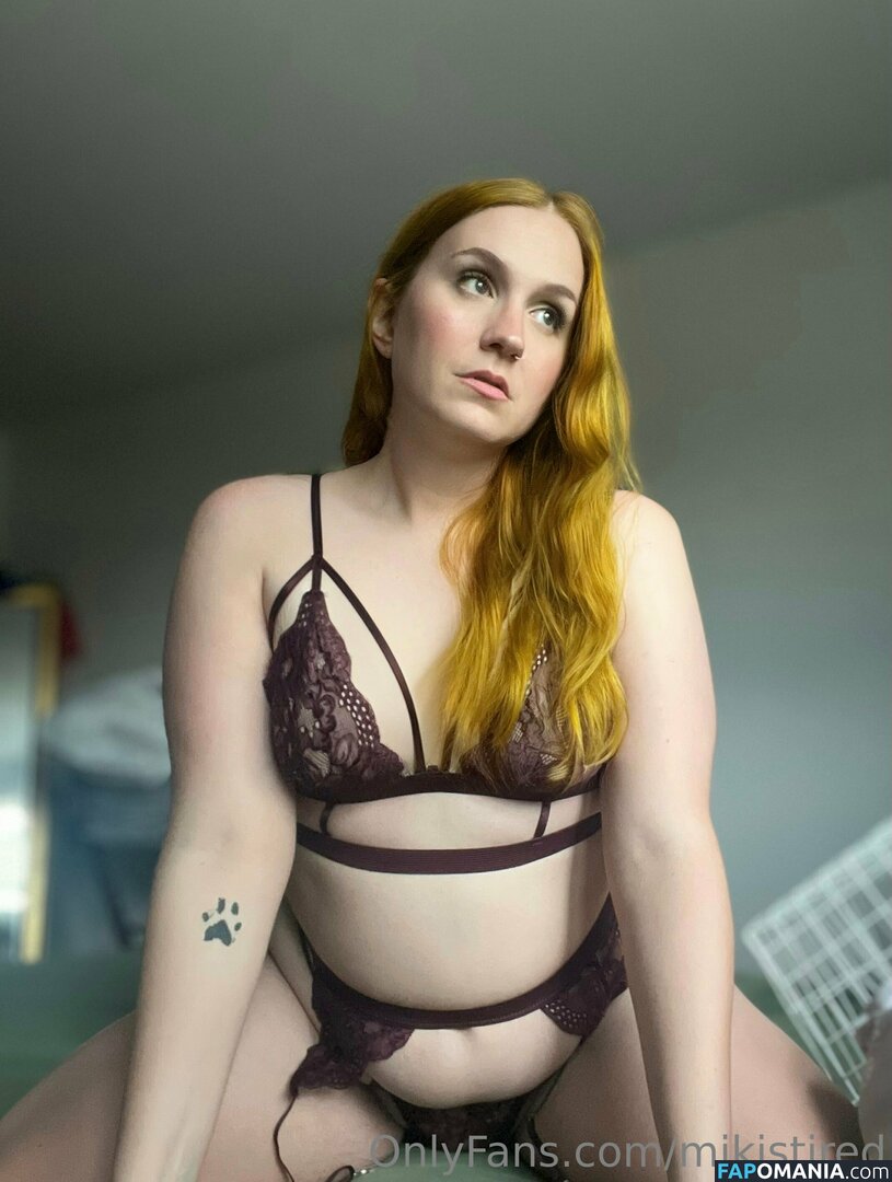 mik_is_tired / mikaelaistired / mikistired Nude OnlyFans  Leaked Photo #17