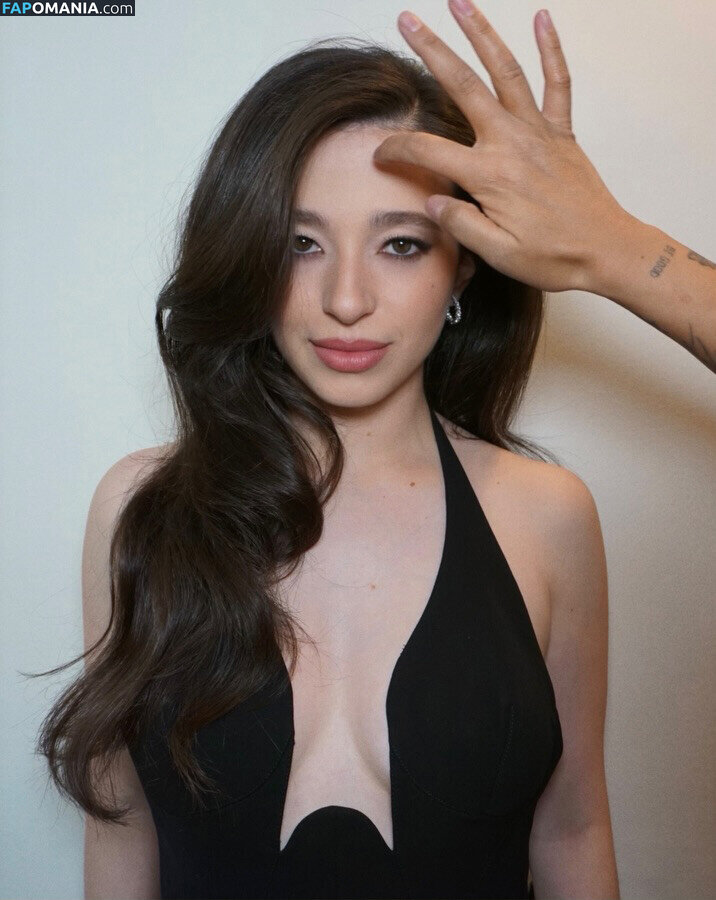 Mikey Madison / mikeyymadison / onlymikeyyyyy Nude OnlyFans  Leaked Photo #19