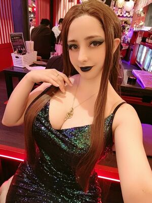 Mikomi Hokina