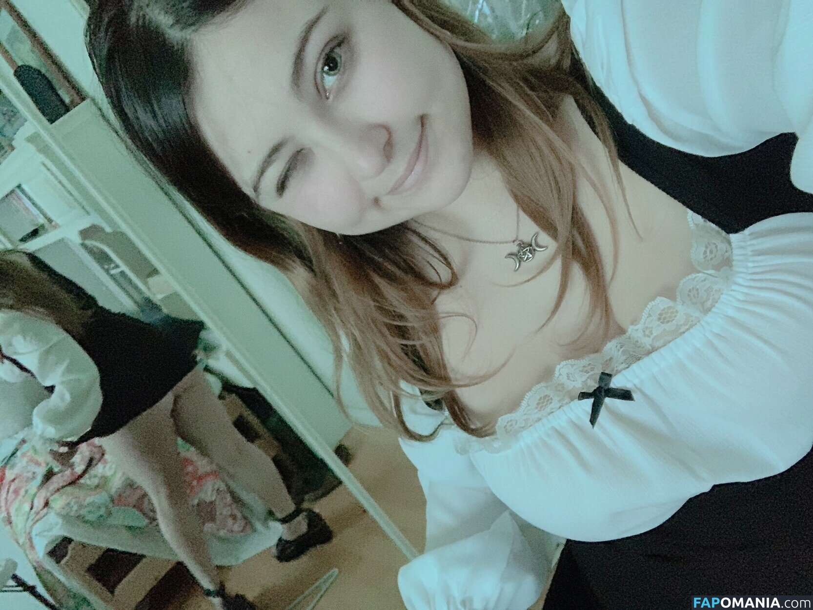 Mikumiku / mikumiku39 / mikumiku___ / mikusuicide Nude OnlyFans  Leaked Photo #15