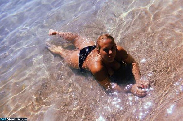 Milena Velba / milena_offical / official_milenavelba / velbamilenaveronikalz Nude OnlyFans  Leaked Photo #2044