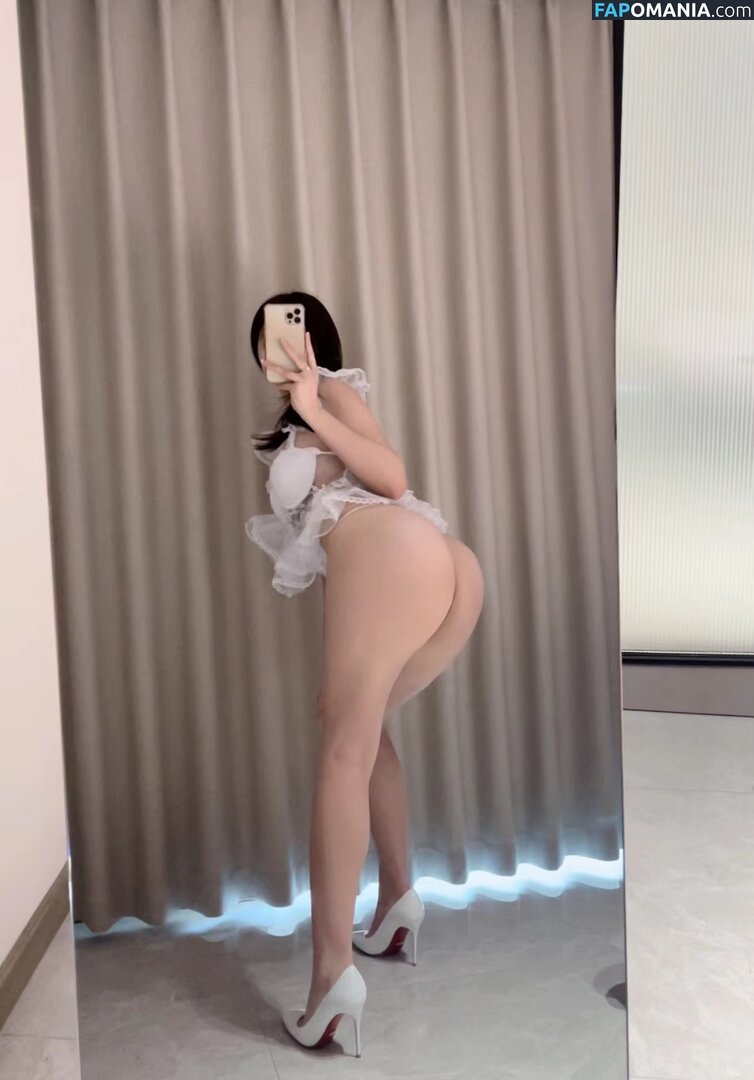 Naibao0712 / milkbabe0712 / 奶宝妹纸 Nude OnlyFans  Leaked Photo #5