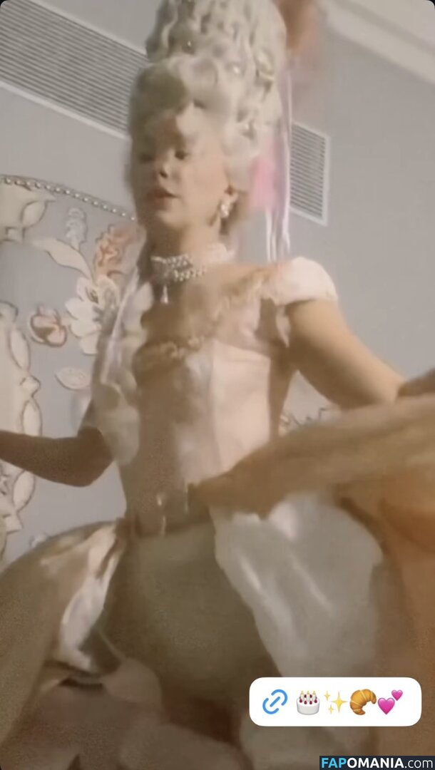 Millie Bobby Brown / milliebobbybrown Nude OnlyFans  Leaked Photo #117