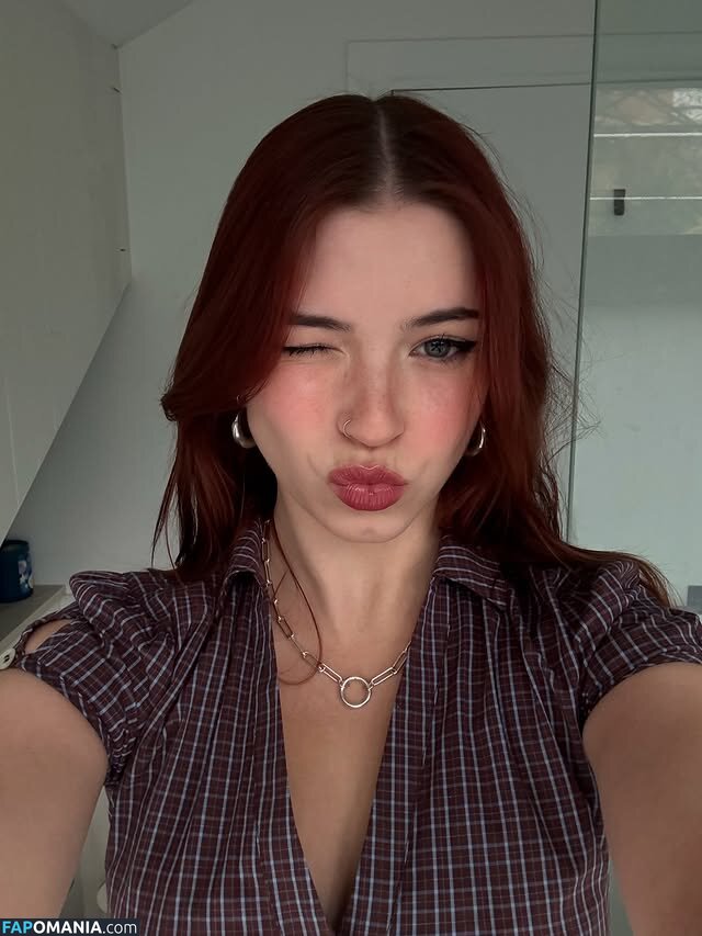 Millkberry / https: / milllkberry Nude OnlyFans  Leaked Photo #7