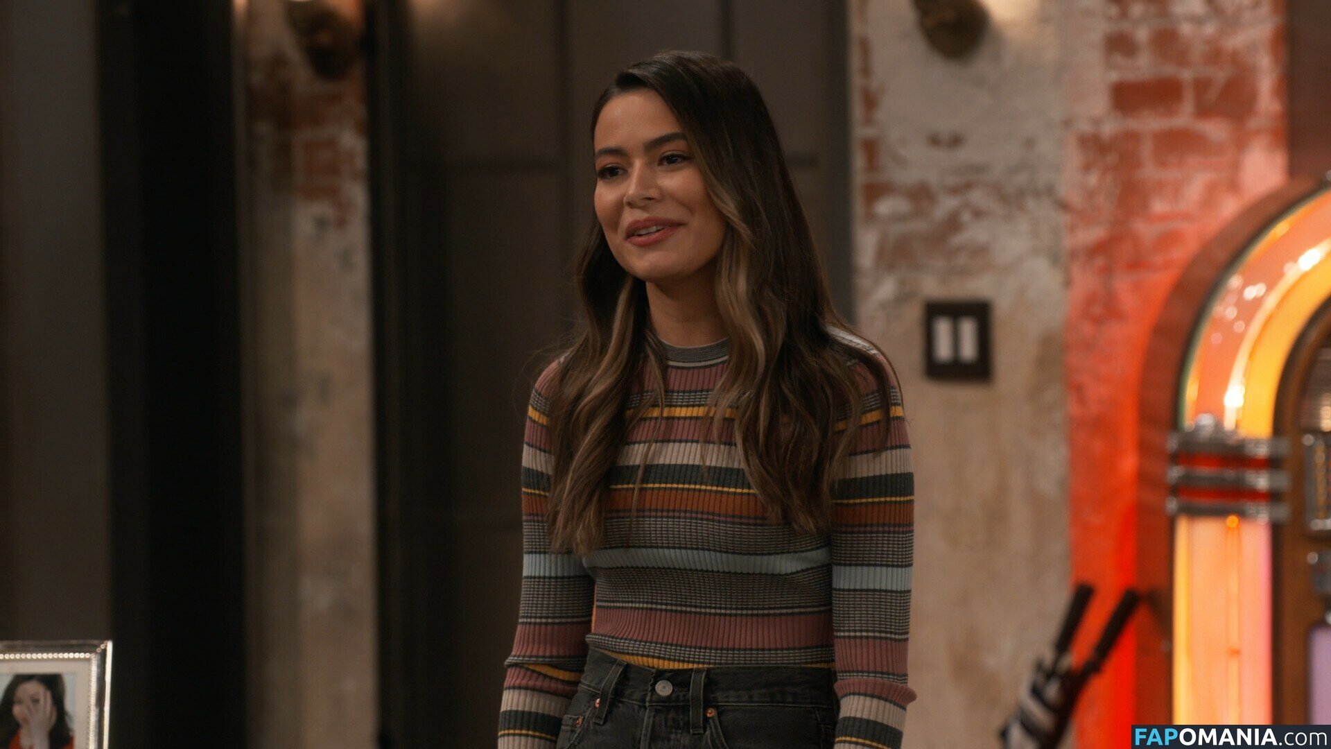 Miranda Cosgrove / MirandaCosgrove / onlyfanssz Nude OnlyFans  Leaked Photo #78