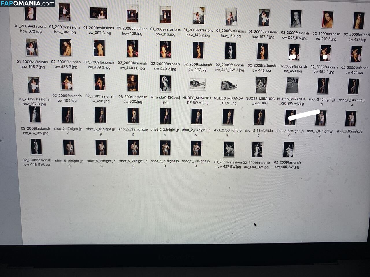 Miranda Kerr Nude OnlyFans  Leaked Photo #1