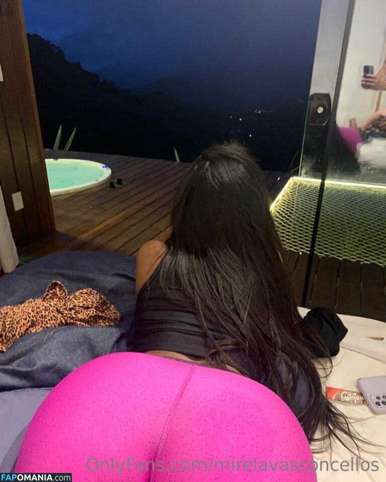 Mirela Vasconcelos / mi_levas / mirelavasconcellos / mirellavasconc Nude OnlyFans  Leaked Photo #7