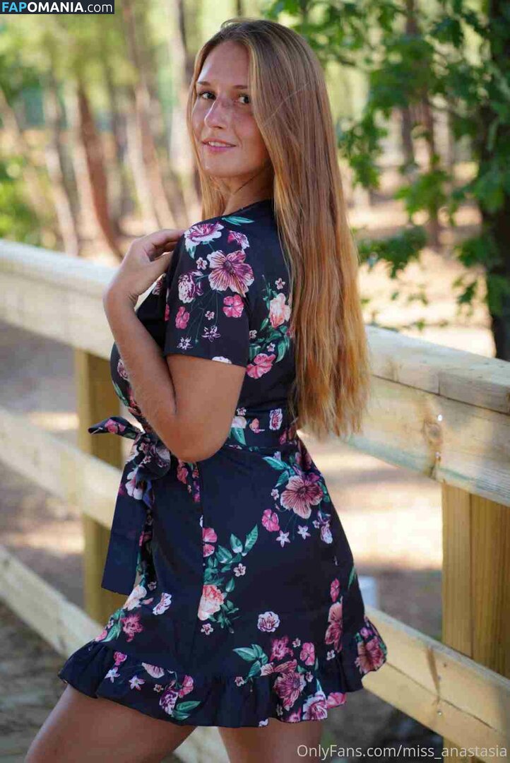 Miss Anastasia / miss_anastasia Nude OnlyFans  Leaked Photo #24