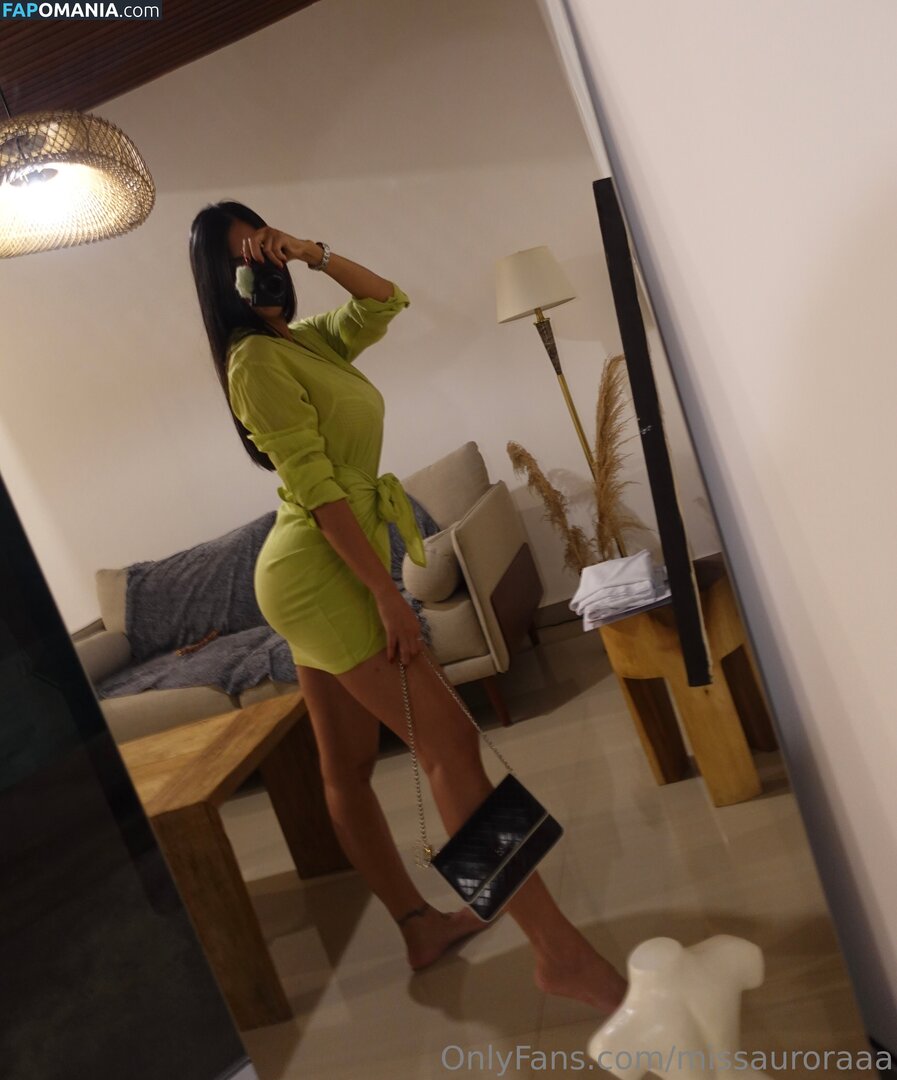 missauroraaa / sassysophyaudaciousaurora Nude OnlyFans  Leaked Photo #10
