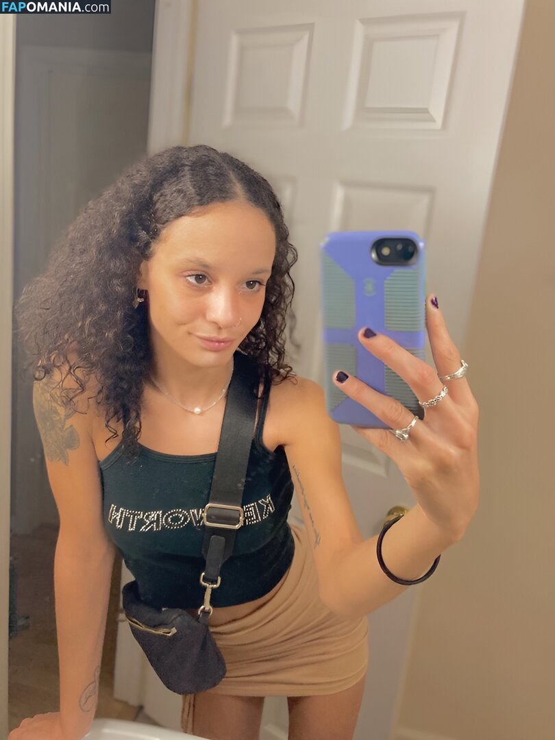 Mayliene / MissFairy Nude OnlyFans  Leaked Photo #7