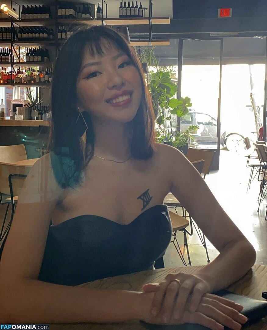 Mingalabae / Missmomok / Moe Kihen / https: / moestrokes Nude OnlyFans  Leaked Photo #18