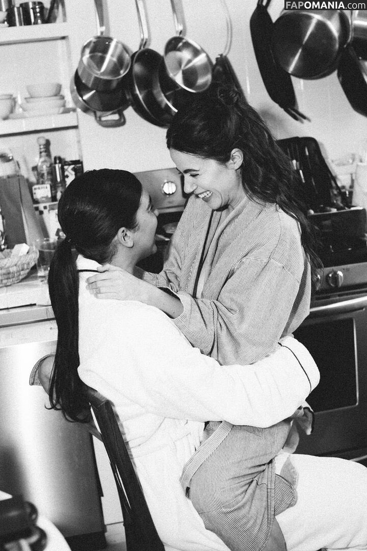 Molly Gordon / mollsterg Nude OnlyFans  Leaked Photo #4