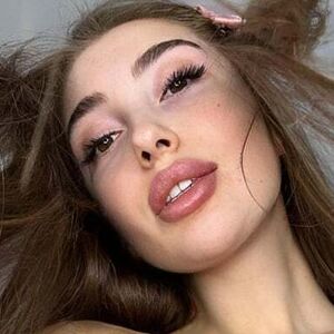 Molly Meow / molly_meoww / polly_svid