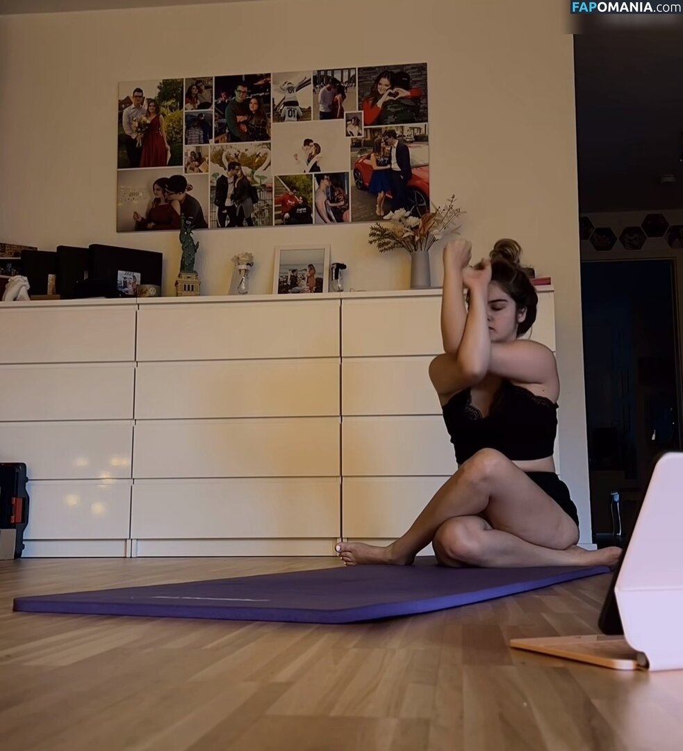 Mondwika Nude OnlyFans  Leaked Photo #3