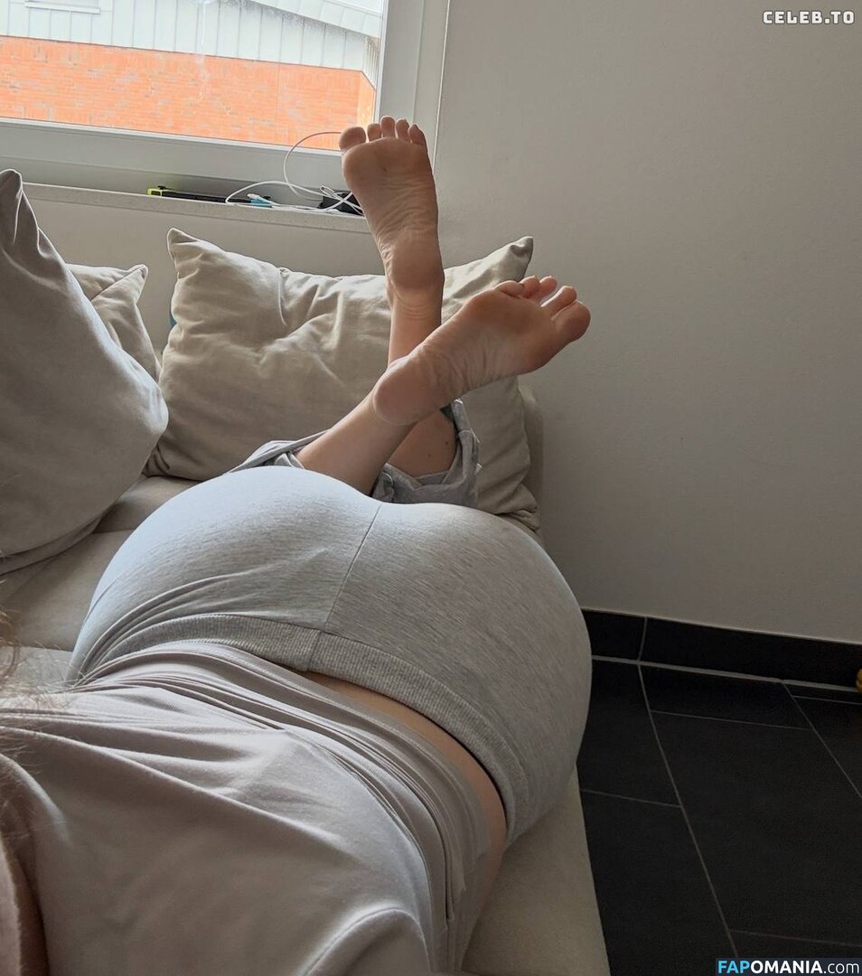 lady.mdk / ladykira / moneydomk Nude OnlyFans  Leaked Photo #70