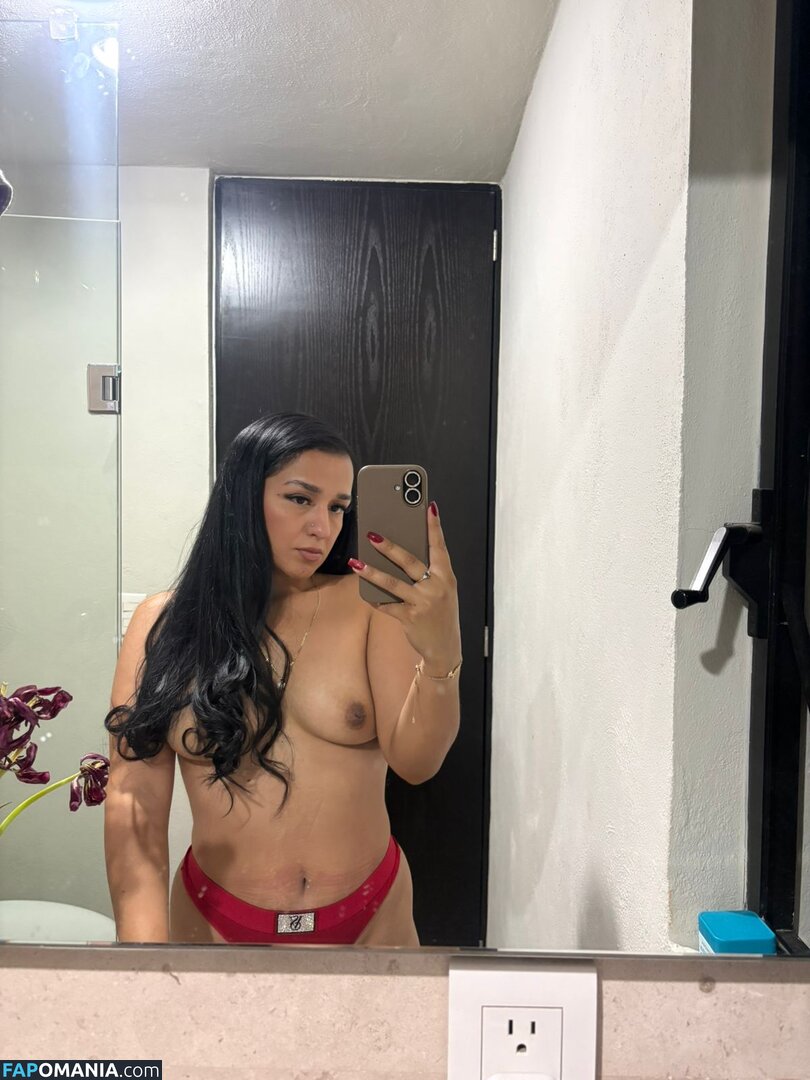 Monica Gonzalez / monygonzalezz98 Nude OnlyFans  Leaked Photo #8