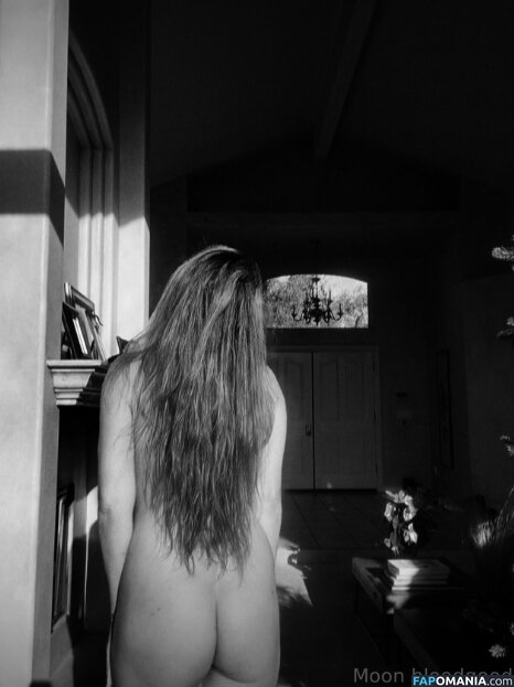 Moon Bloodgood / realmoonbloodgood Nude OnlyFans  Leaked Photo #69