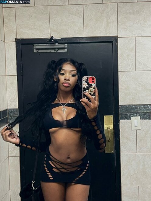 Moonishmia Nude OnlyFans  Leaked Photo #8