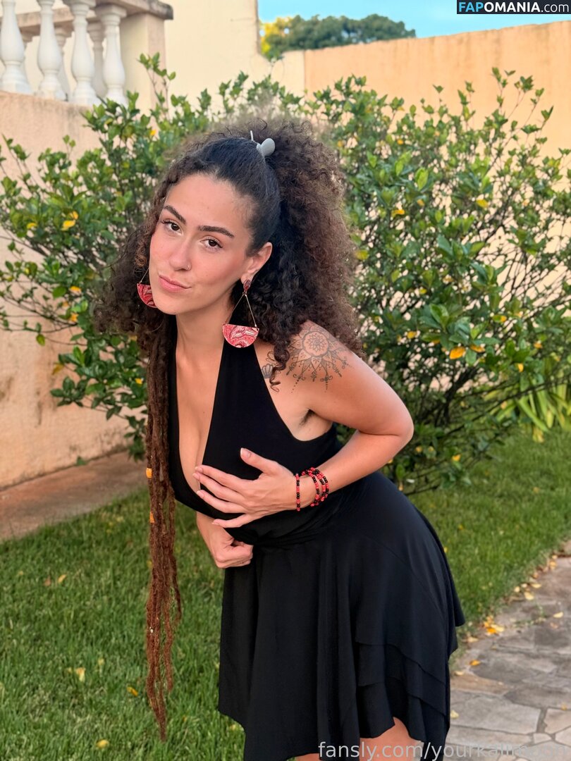 moonkalimah Nude OnlyFans  Leaked Photo #2