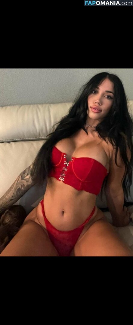 MoriahJadea / momosja / moriah jadea Nude OnlyFans  Leaked Photo #13