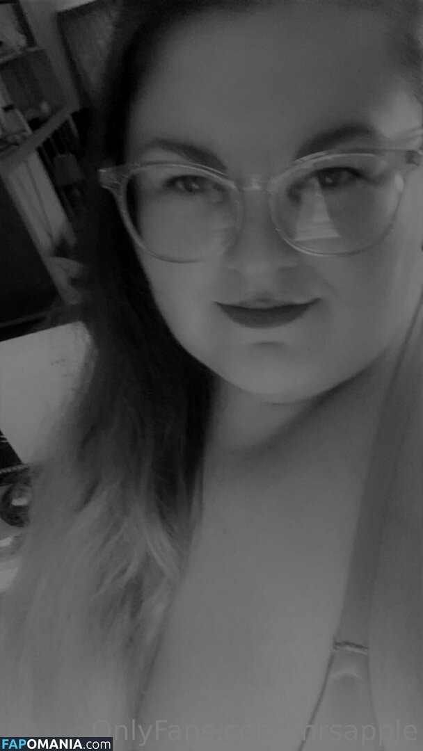 mrsapple / therealmrsapple Nude OnlyFans  Leaked Photo #92