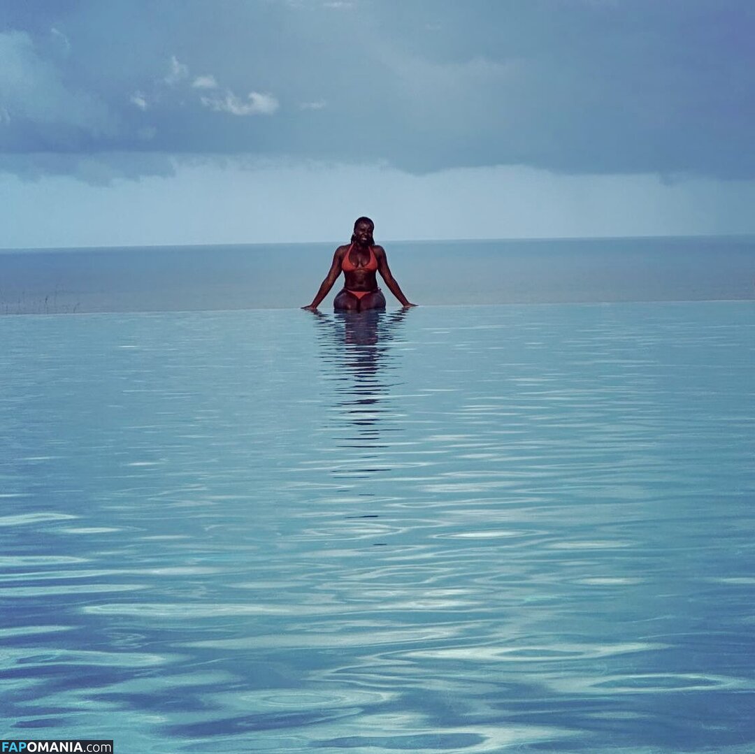 Muna Otaru / munaotaru Nude OnlyFans  Leaked Photo #10